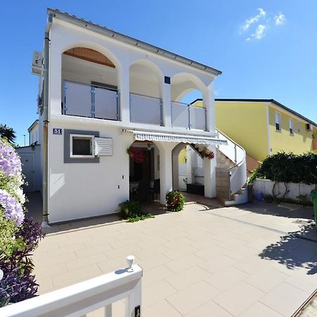 Apartment Lavender Vir Εξωτερικό φωτογραφία