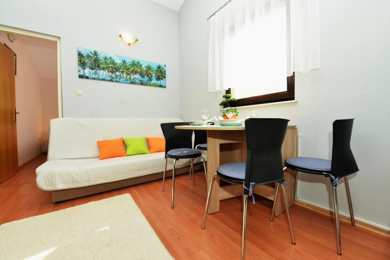 Apartment Lavender Vir Εξωτερικό φωτογραφία