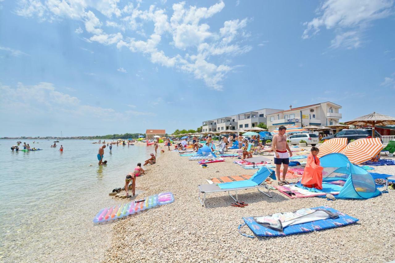 Apartment Lavender Vir Εξωτερικό φωτογραφία